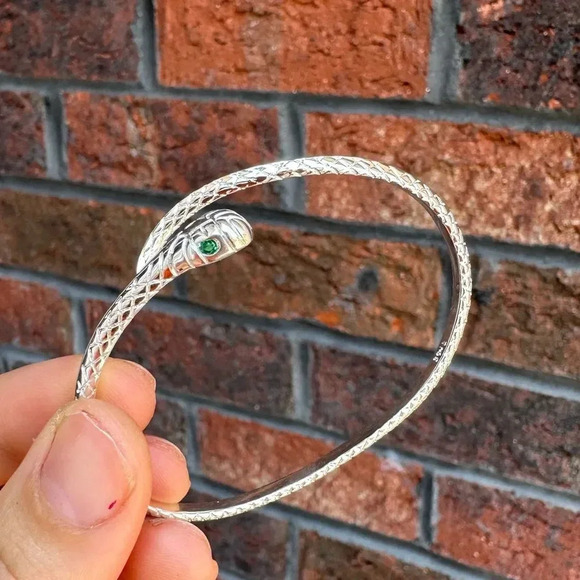 Serpenti Snake Silver Waterproof Green Eyes Cuff Bracelet - Picture 13 of 14